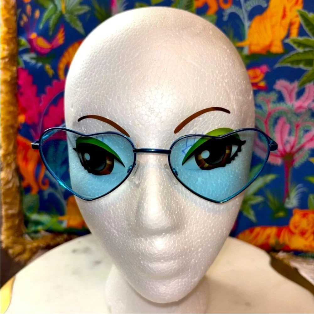 Blue Lens Heart-Shaped Sunglasses Y2K